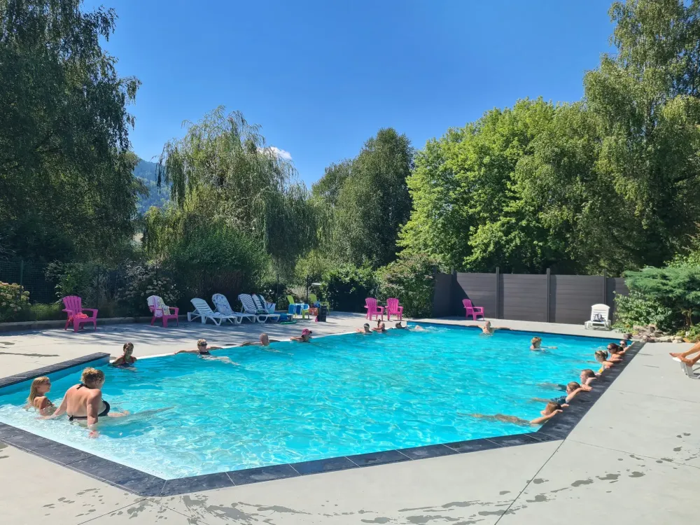 Camping piscine à Allevard