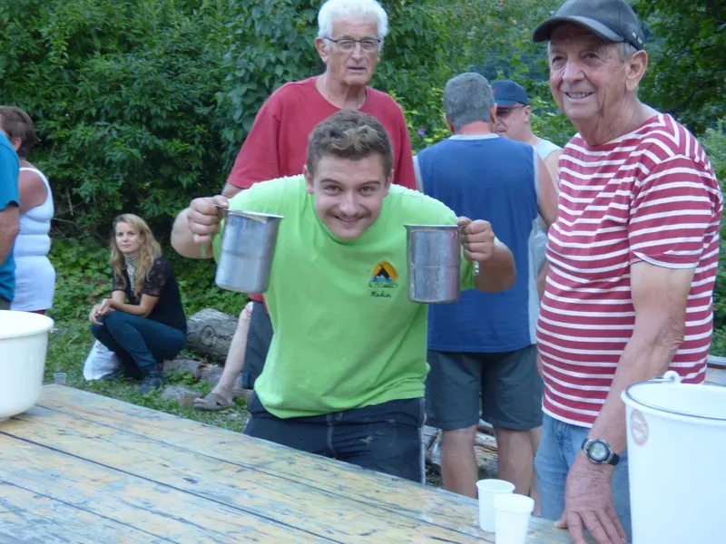 instant-choisis-camping-clair-matin-19